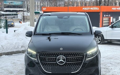 Mercedes-Benz V-Класс, 2025 год, 9 400 000 рублей, 4 фотография