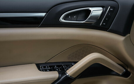 Porsche Cayenne III, 2015 год, 3 499 000 рублей, 28 фотография