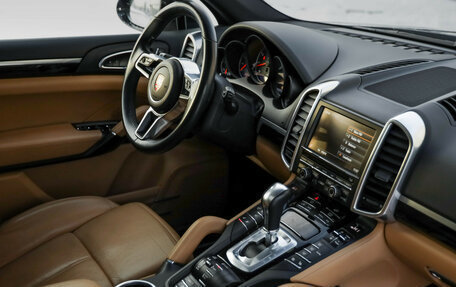 Porsche Cayenne III, 2015 год, 3 499 000 рублей, 35 фотография