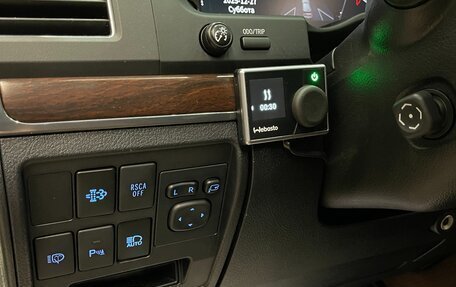 Toyota Land Cruiser 200, 2016 год, 4 890 000 рублей, 8 фотография