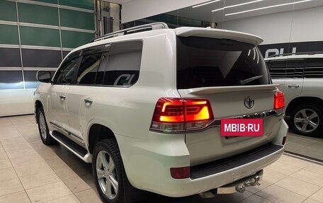 Toyota Land Cruiser 200, 2016 год, 4 890 000 рублей, 4 фотография