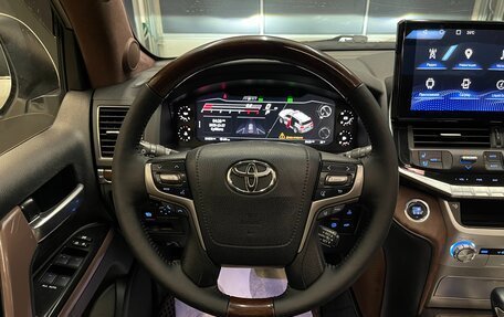 Toyota Land Cruiser 200, 2016 год, 4 890 000 рублей, 18 фотография