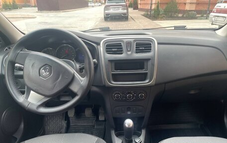 Renault Logan II, 2017 год, 590 000 рублей, 10 фотография