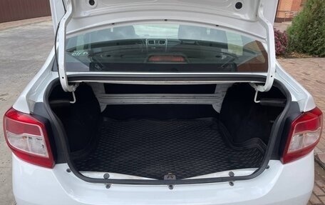 Renault Logan II, 2017 год, 590 000 рублей, 7 фотография