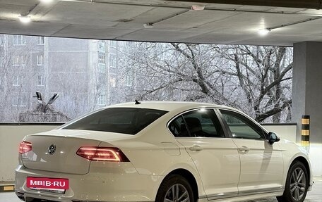 Volkswagen Passat B8 рестайлинг, 2018 год, 2 220 000 рублей, 3 фотография