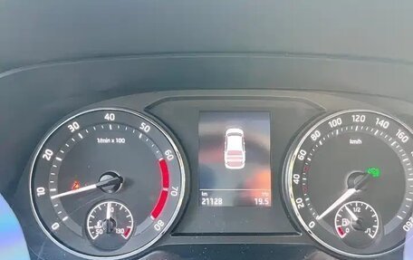 Skoda Octavia IV, 2022 год, 2 290 000 рублей, 12 фотография