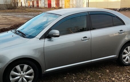 Toyota Avensis III рестайлинг, 2007 год, 630 000 рублей, 3 фотография