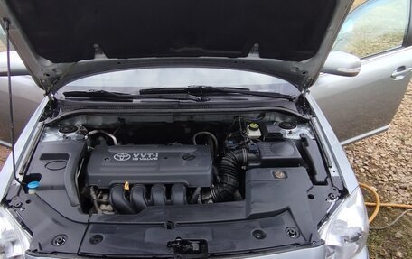 Toyota Avensis III рестайлинг, 2007 год, 630 000 рублей, 5 фотография