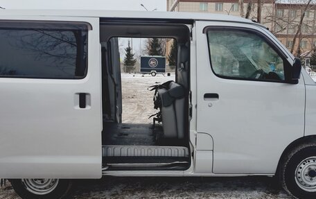 Toyota Lite Ace VI, 2013 год, 750 000 рублей, 21 фотография