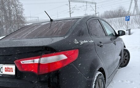 KIA Rio III рестайлинг, 2013 год, 880 000 рублей, 2 фотография