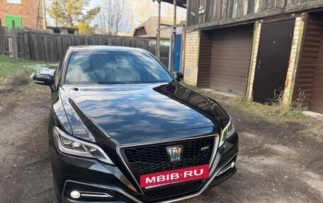 Toyota Crown, 2018 год, 2 999 999 рублей, 3 фотография