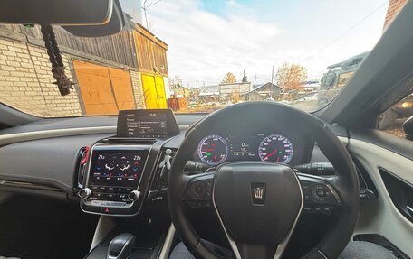 Toyota Crown, 2018 год, 2 999 999 рублей, 12 фотография