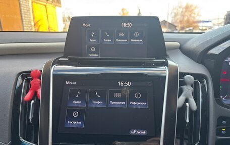 Toyota Crown, 2018 год, 2 999 999 рублей, 10 фотография