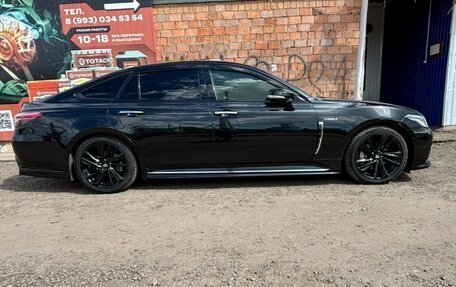 Toyota Crown, 2018 год, 2 999 999 рублей, 14 фотография