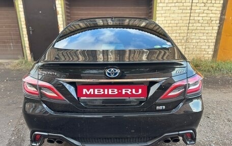 Toyota Crown, 2018 год, 2 999 999 рублей, 8 фотография