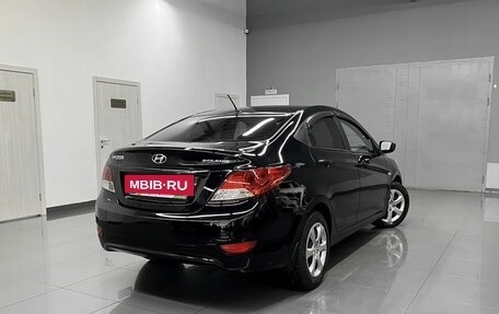 Hyundai Solaris II рестайлинг, 2012 год, 725 000 рублей, 2 фотография