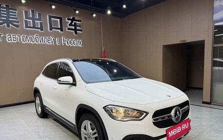 Mercedes-Benz GLA, 2022 год, 1 890 300 рублей, 2 фотография