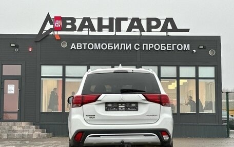 Mitsubishi Outlander III рестайлинг 3, 2019 год, 1 650 000 рублей, 4 фотография