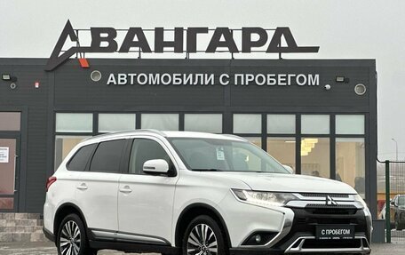 Mitsubishi Outlander III рестайлинг 3, 2019 год, 1 650 000 рублей, 7 фотография