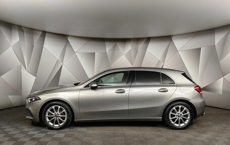 Mercedes-Benz A-Класс, 2019 год, 2 249 000 рублей, 5 фотография