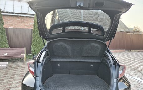 Toyota C-HR I рестайлинг, 2017 год, 2 100 000 рублей, 19 фотография