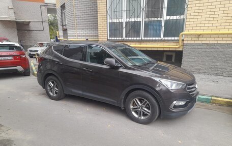 Hyundai Santa Fe III рестайлинг, 2017 год, 2 500 000 рублей, 4 фотография