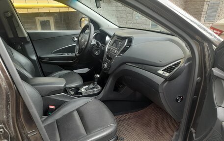 Hyundai Santa Fe III рестайлинг, 2017 год, 2 500 000 рублей, 6 фотография