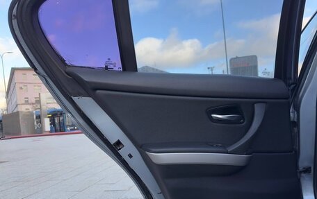 BMW 3 серия, 2010 год, 750 000 рублей, 16 фотография