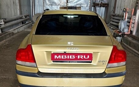 Volvo S60 III, 2001 год, 360 000 рублей, 2 фотография