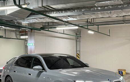 BMW 7 серия, 2025 год, 15 900 000 рублей, 2 фотография