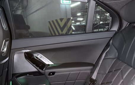 BMW 7 серия, 2025 год, 15 900 000 рублей, 22 фотография