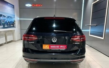Volkswagen Passat B8 рестайлинг, 2015 год, 1 850 000 рублей, 6 фотография