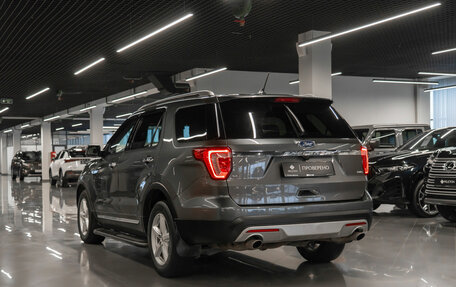 Ford Explorer VI, 2018 год, 3 290 000 рублей, 4 фотография