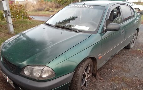 Toyota Avensis III рестайлинг, 1998 год, 290 000 рублей, 1 фотография