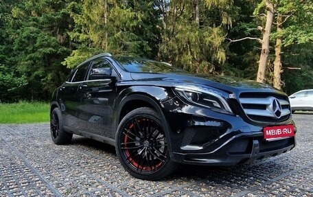 Mercedes-Benz GLA, 2015 год, 1 850 000 рублей, 1 фотография