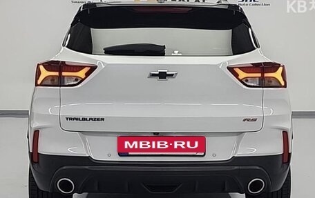 Chevrolet TrailBlazer, 2021 год, 1 955 003 рублей, 3 фотография