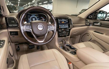 Jeep Grand Cherokee, 2018 год, 4 440 000 рублей, 7 фотография