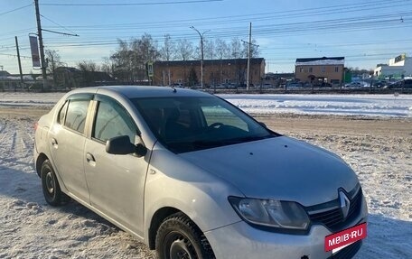Renault Logan II, 2018 год, 390 000 рублей, 4 фотография