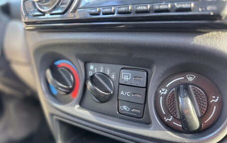 Nissan Almera, 2002 год, 190 000 рублей, 27 фотография