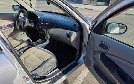 Nissan Almera, 2002 год, 190 000 рублей, 24 фотография