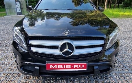 Mercedes-Benz GLA, 2015 год, 1 850 000 рублей, 2 фотография