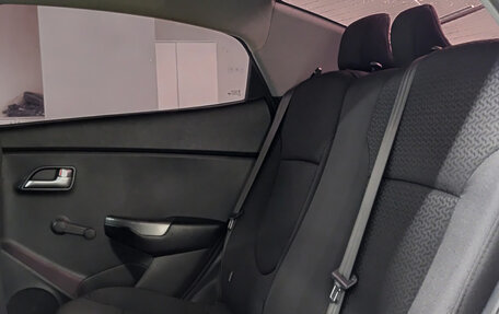 KIA Rio III рестайлинг, 2015 год, 904 000 рублей, 15 фотография