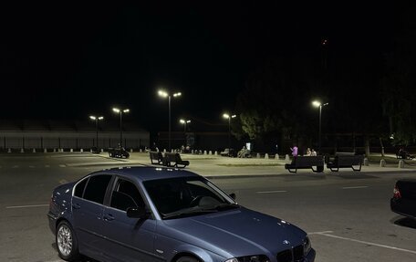 BMW 3 серия, 2001 год, 750 000 рублей, 1 фотография