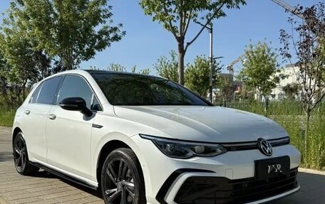 Volkswagen Golf VIII, 2022 год, 1 905 003 рублей, 3 фотография