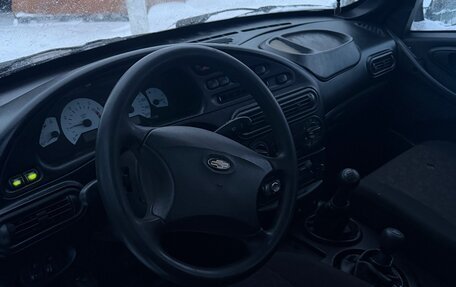 Chevrolet Niva I рестайлинг, 2006 год, 300 000 рублей, 2 фотография