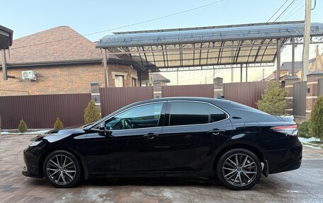 Toyota Camry, 2022 год, 3 590 000 рублей, 5 фотография