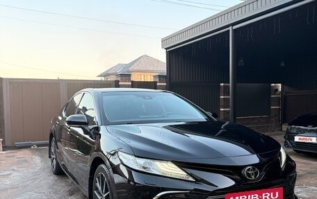 Toyota Camry, 2022 год, 3 590 000 рублей, 3 фотография