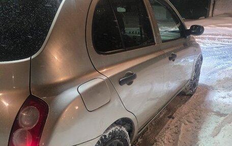 Nissan Micra III, 2004 год, 370 000 рублей, 7 фотография