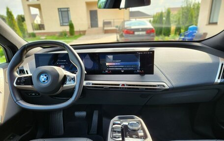 BMW iX, 2022 год, 6 390 000 рублей, 6 фотография