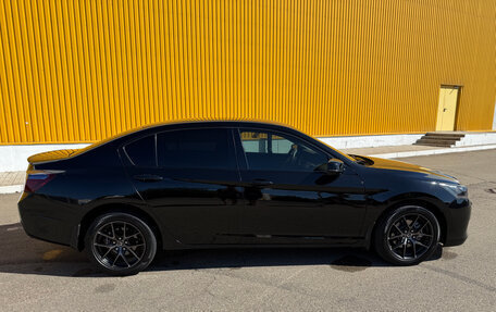 Honda Accord VIII рестайлинг, 2013 год, 1 750 000 рублей, 10 фотография